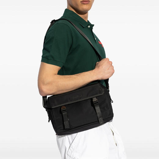 DSQUARED2 男士字母徽标尼龙邮差包 黑色 PTM0021 16806815 2124 商品图3