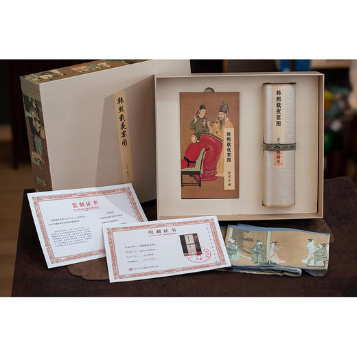 （春节不打烊）《韩熙载夜宴图》全卷画作由经验丰富的装裱工匠，历经17道工序，精工细作而成，复刻原作风貌，笔墨变化纤毫毕现 商品图7