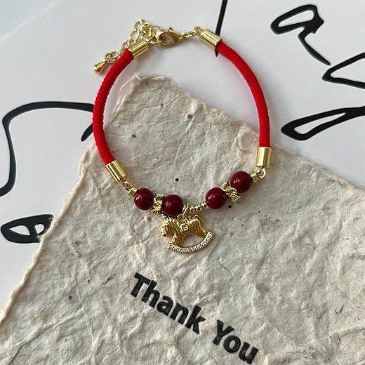 阿吉豆红绳马上有钱吊坠红色玛瑙手链本命年小马串珠-纪念日百货门店同款168646075 商品图0