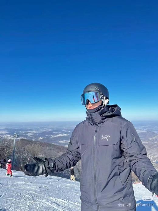 F011273硬壳压胶连帽滑雪羽绒服可拆卸帽子 商品图6