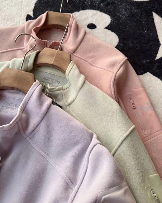 F011230冬新款女士户外运动休闲羊羔毛保暖抓绒衫外套 商品图9