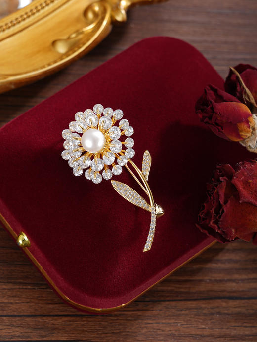 子佩集【‌蒲月风和】珍珠惜王妃胸针【XXXZ235】7.5mm珠镀金蒲公英2601 商品图3