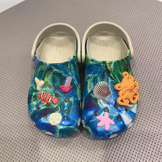 【春上新】【新品上市】6楼Crocs卡骆驰经典海洋生物小Clog K，吊牌价469元，现价469元 商品图0