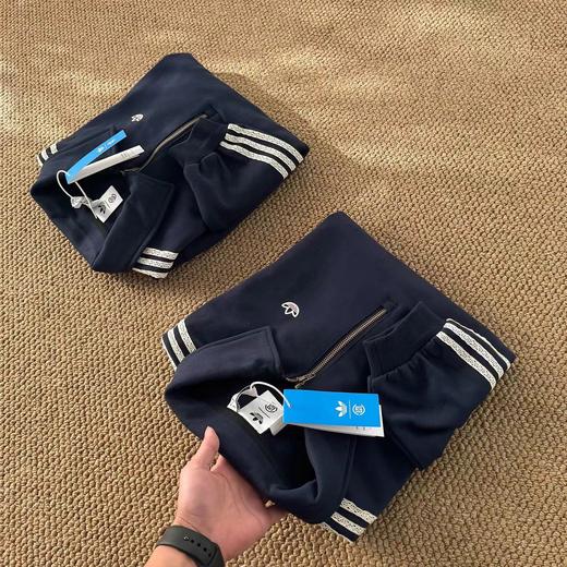 F011212陈冠希联名 FW25 半拉链运动套头翻领长袖卫衣 商品图3