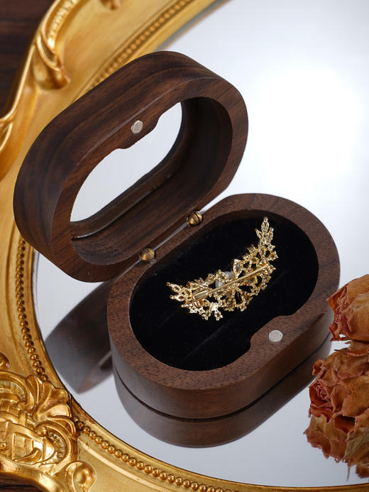 子佩集【芳华灼色】珍珠惜王妃胸针【XXXZ239】6.5mm珠镀金弧形2601 商品图4