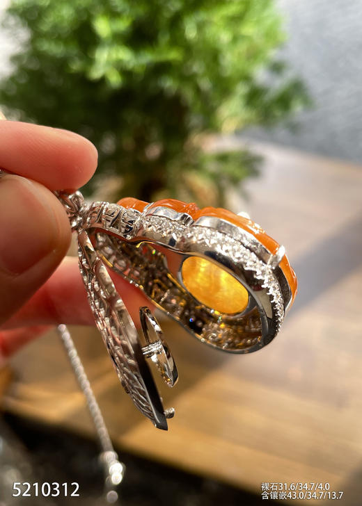 5210312，黄翡佛公吊坠。具体价格微信咨询 商品图3