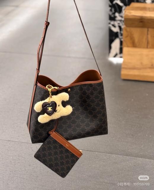 Celine赛琳 Soft Shopper 老花大号托特包 商品图8