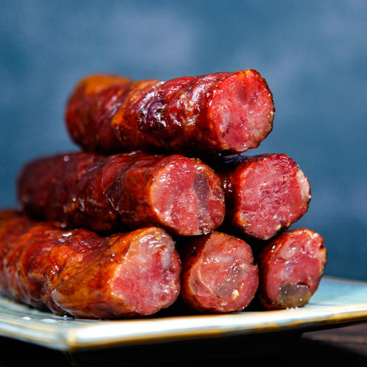 腊味组合系列 | 肉质紧实 醇香有嚼劲  手工匠心熏制  真空包装卫生又方便 多种口味可选 腊排骨/五花腊肉/腊肉/原味香肠/腊猪蹄 商品图2