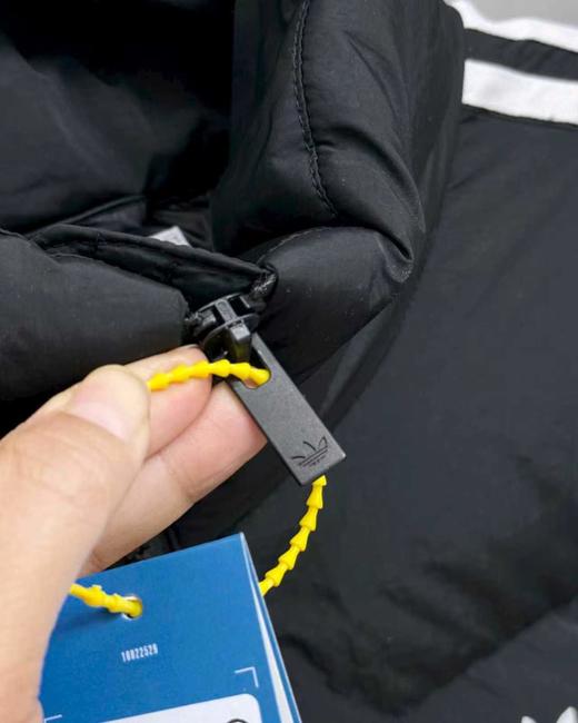 F011215舒适宽松短款三叶草长袖加厚立领羽绒棉服女款 商品图13