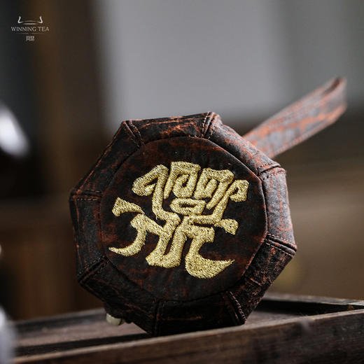 问鼎香云纱战鼓杯袋 商品图1