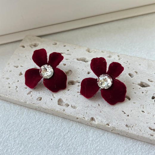 纯银耳钉过年爆款植绒花朵女新年秋冬高级感红色耳饰-纪念日百货门店同款168645873 商品图4