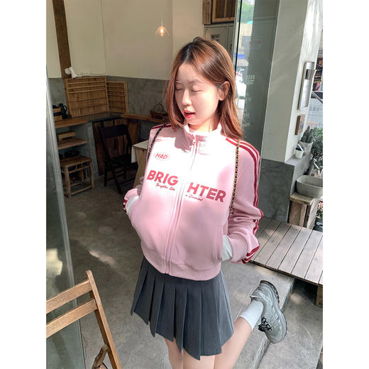 <曾小咸推荐>4.3现货秒杀 ！微信超特价！韩系字母印花拉链外套 日常219.99 立减130 秒杀89.99！！ 商品图1