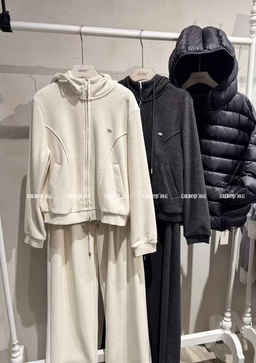 【门店同款】ENJOY冬季“暖冬知性”连帽卫衣裤装套装 168495297 商品图3