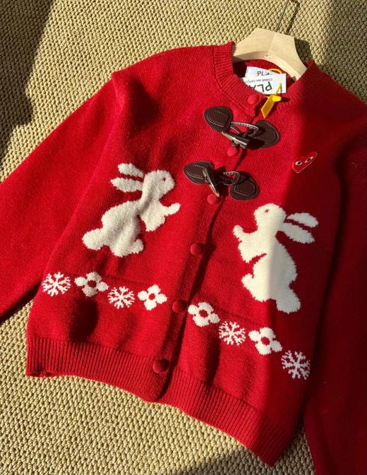 F011262甜美学院感红色兔子牛角扣针织开衫 商品图11