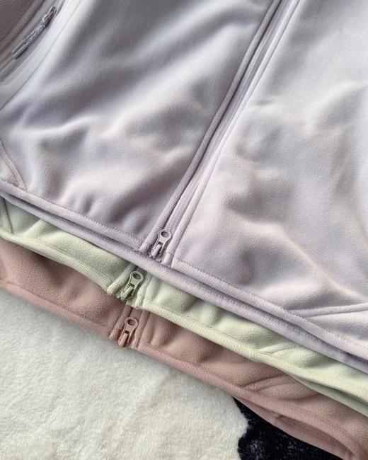 F011230冬新款女士户外运动休闲羊羔毛保暖抓绒衫外套 商品图12