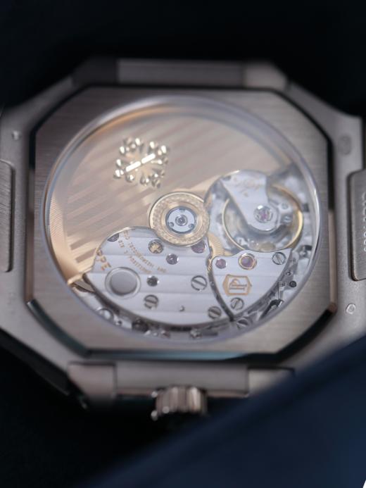 百达翡丽7128/1G-001 商品图5