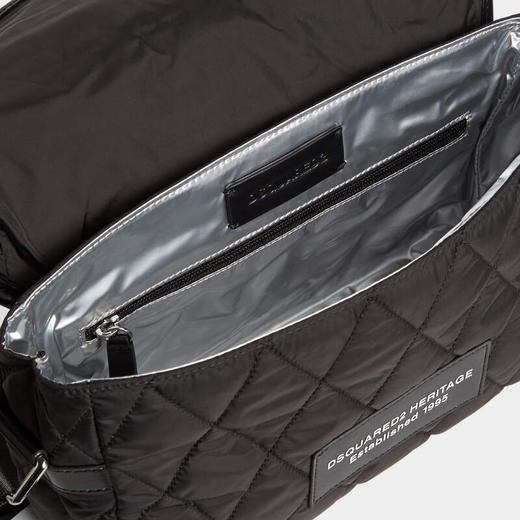 DSQUARED2 男士 Heritage Messenger系列 字母徽标贴片绗缝单肩包 黑色 PTM0023 11702380 2124 商品图4