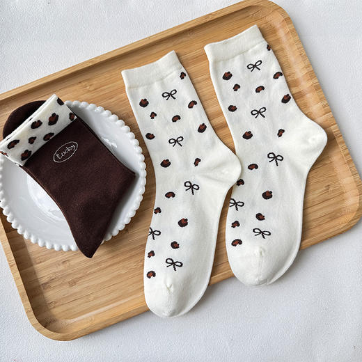 基础-简约可爱豹纹中筒袜女袜-纪念日百货门店同款168445193 商品图1