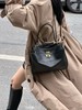 一店k （老渠道！新年🧨战包!！）爱惨了这种松松垮垮的感觉！实在拒绝不了一点的高级感手袋！这颜值直接出圈！颜值又高又实用，这不费吹灰之力的松弛感，一秒出片！巴黎公文包 真的就是掌管松弛感的神 商品缩略图0