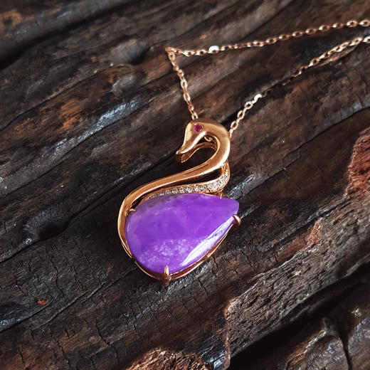 AU750玫瑰金镶钻镶天然细腻天鹅造型紫罗兰舒俱来吊坠项链22.3*12.3*5.5MM（皆取最大值）120126XY06 商品图5