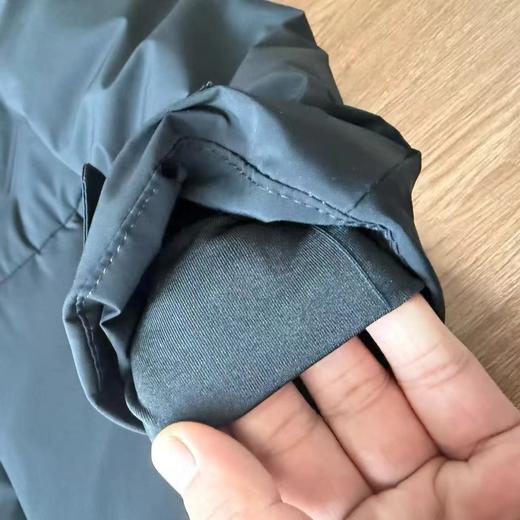 F011277轻盈锁温不臃肿蓬松保暖连帽羽绒服 商品图10