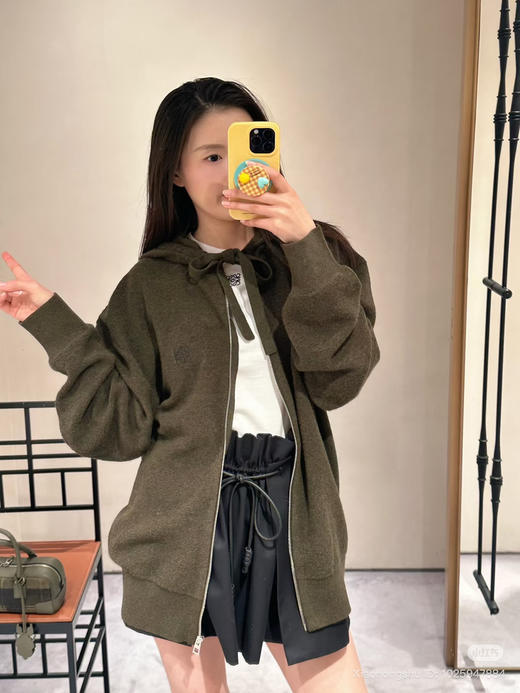 112-1 独家圆正 lew 一博同款 刺绣徽标 羊毛圈圈纱 男女同款拉链连帽衫 老朱穿S 商品图10