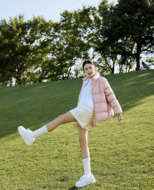 新款简约低调男女同款蒙口白鸭绒羽绒服 商品图4