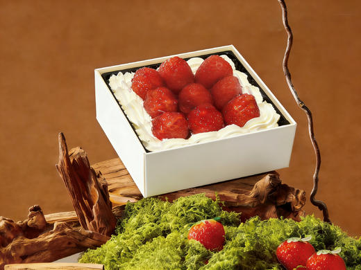 味美特“一盒草莓田”草莓季新品 商品图0