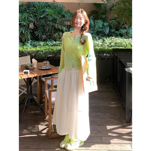 <曾小咸推荐>韩系渐变绿色针织毛衣开衫 商品图3