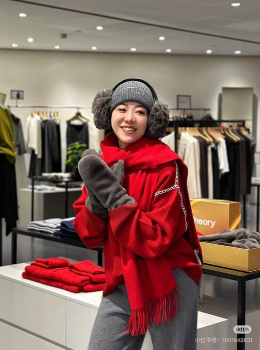 112-5 纯圆正 TH白色粗针缝线撞色 落肩袖 厚实宽松 新年红毛衣 商品图3