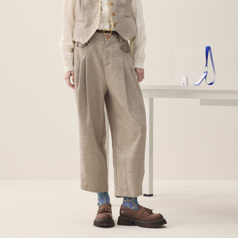 谜底萝卜裤长裤2026年春季新品立裁收褶后腰松紧裤子女261MK0252