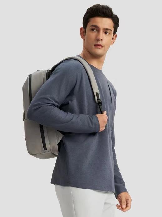 F011265春季DUALIS系列都市通勤男士长袖内搭打底衫 商品图11