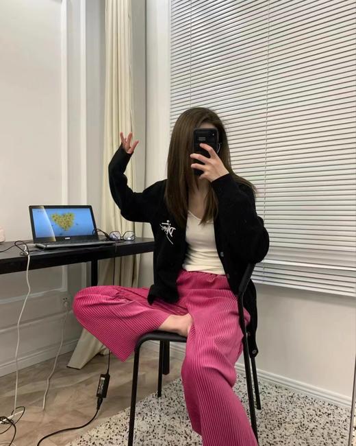 F011217百搭气质胸前刺绣字母针织开衫外套女款 商品图4