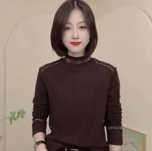 雀说新款纯色烫钻德绒时尚气质设计感女士T恤显瘦休闲长袖打底衫 商品图4