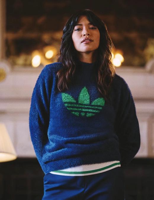 F011270三叶草女子柔软蓬松半高领毛绒毛衣 商品图4