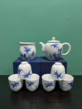 青花茶具