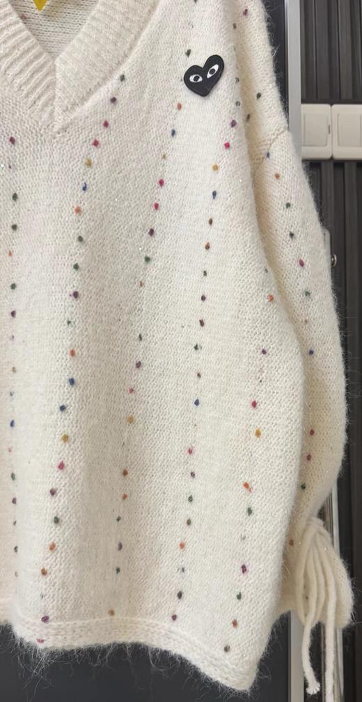 F011268甜美设计感V领喇叭袖亮丝针织衫毛衣 商品图14