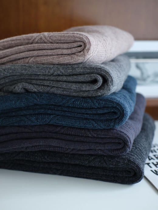 100%绵羊毛高克重提花款菱形格百搭毛衣 商品图8