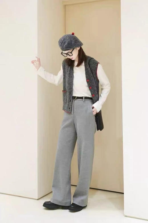 112-6 渠道货 大爆款 小禾 极简款 基础圆领长袖T恤 万能打底 商品图5