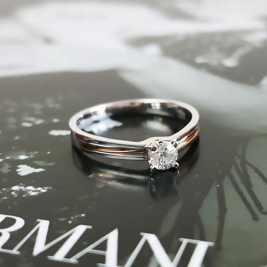 老庙AU750双色金镶天然经典简约四爪款0.175克拉钻石戒指11号（戒圈可改）261225AK17 商品图4