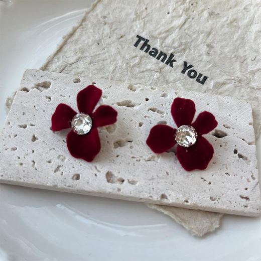 纯银耳钉过年爆款植绒花朵女新年秋冬高级感红色耳饰-纪念日百货门店同款168645873 商品图2