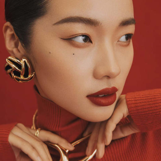 鼎尖大师肖像巡展.重塑肖像（3套服装+3套妆面+2张精修+摆台1个） 商品图6