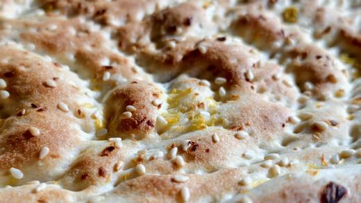 新疆库车大馕 现打现发 大如车轮 顺丰包邮 商品图3