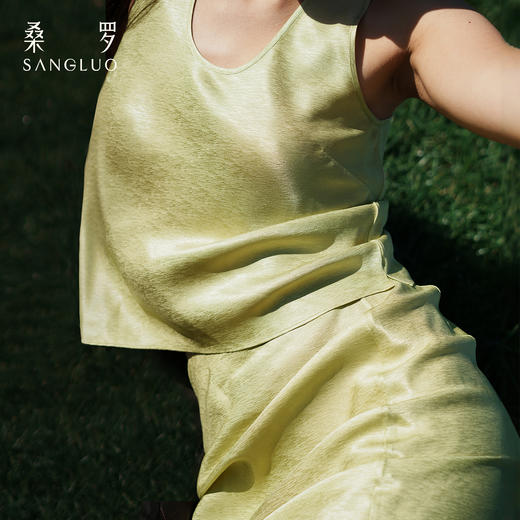 摩登女郎』桑罗纯色背心短裙套装桑蚕丝女法式高级感套装可选 商品图2