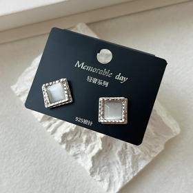 简约冷淡风猫眼系列银针耳环-纪念日百货门店同款168197863