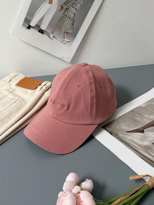 点此购买 lulu露露Unisex Classic男女款鸭舌帽 339714 商品图2