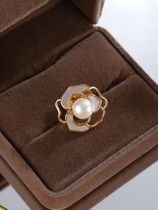 子佩集【伊人花语】珍珠惜王妃胸针【XXXZ231】7.5mm珠贝母玫瑰镀金2601 商品图3