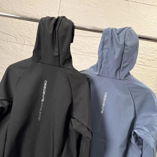 F011223男女软壳冲锋衣情侣款加绒加厚外套防风防水户外冲锋衣 商品图4