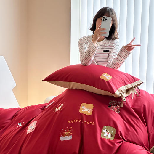 【品牌直发】加倍生活 100支全棉四件套/三件套-小马奔腾系列 5色可选 马年限定系列 春节焕新季 商品图4