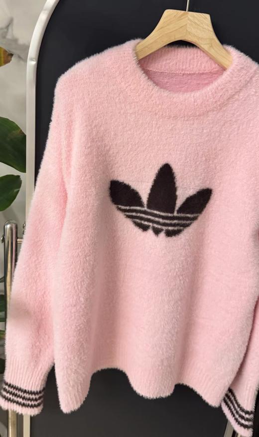 F011270三叶草女子柔软蓬松半高领毛绒毛衣 商品图13